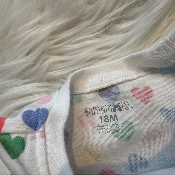 Garanimals Baby Girl Heart Print Tee & Orange Ruffle Shorts Set Size 18 Months - Picture 3 of 6